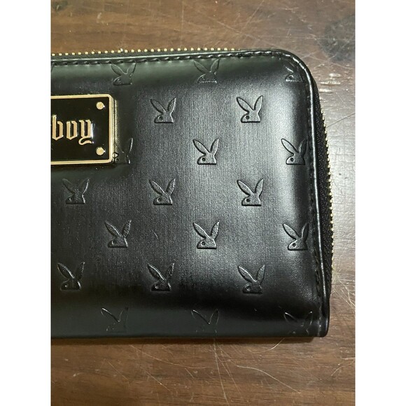 Black Faux Leather Embossed Playboy Wallet with Gold Plate Logo And PB Charm - Picture 4 of 14